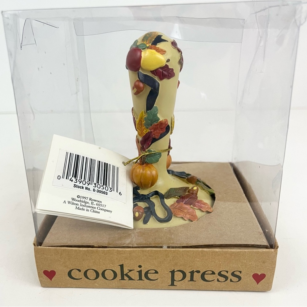 1997 New in Shaker Hearth Vintage Cookie Press -Damaged Box